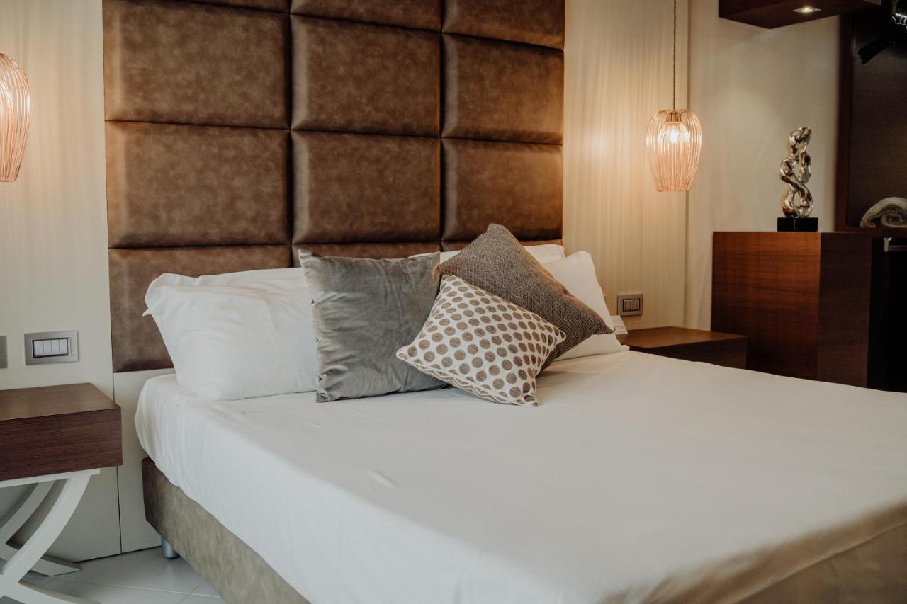 Hotel Niagara Catanzaro Bagian luar foto