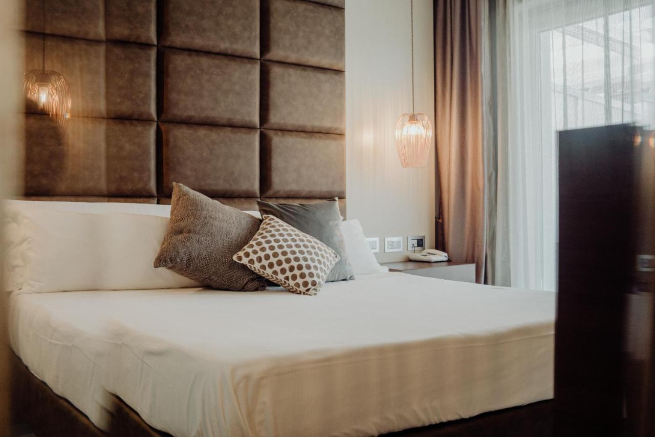 Hotel Niagara Catanzaro Bagian luar foto