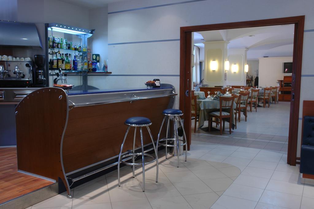 Hotel Niagara Catanzaro Bagian luar foto