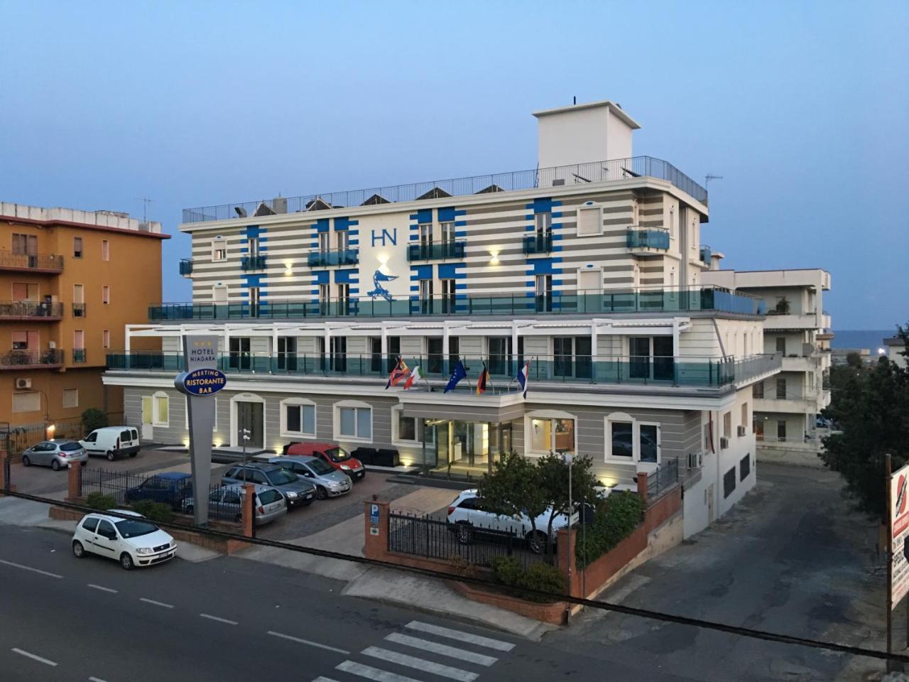 Hotel Niagara Catanzaro Bagian luar foto