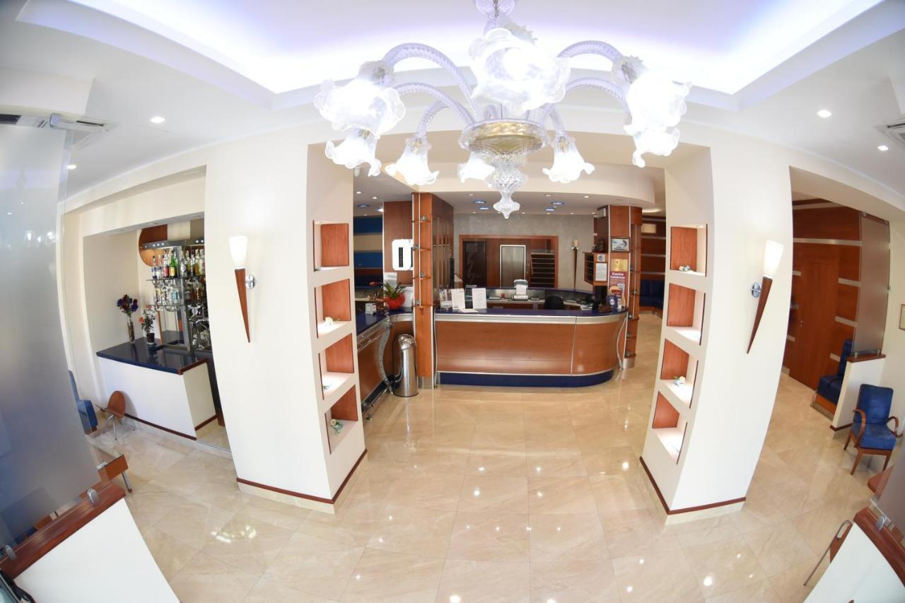 Hotel Niagara Catanzaro Bagian luar foto